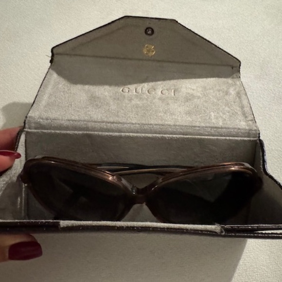 Gucci Oversized Sunglasses main image 4